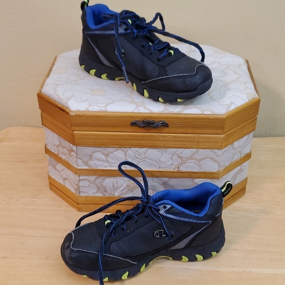 Champion Tennis Shoes - Picture 1 of 8